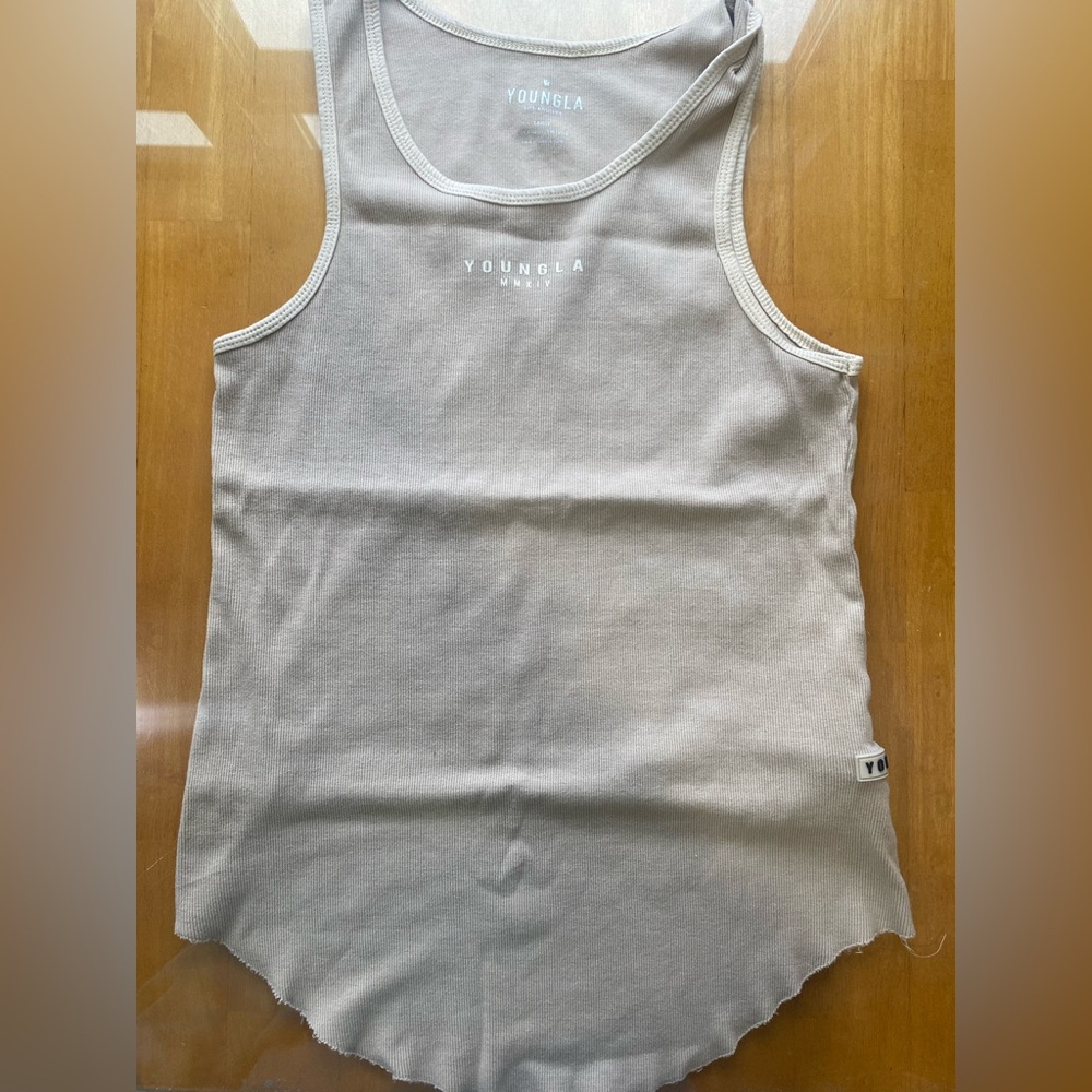 youngla tanktop